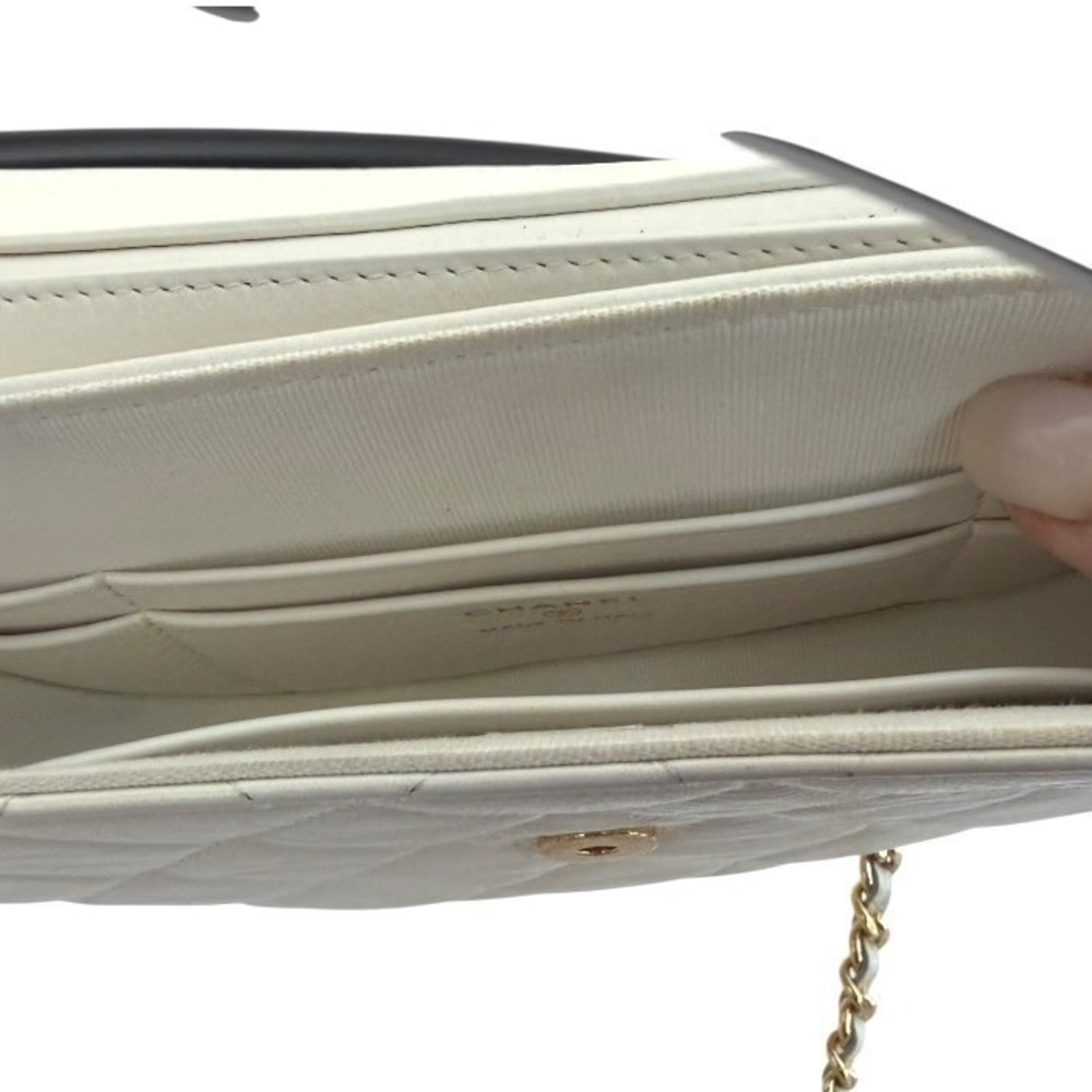 Chanel Mini Top Handle Flap Crossbody Bag White Quilted Lambskin Gold HW - Picture 12 of 15